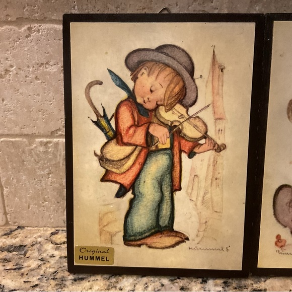 Hummel Original Art Plaques with Vibrant Illustrations Set of 3 - Picture 2 of 5